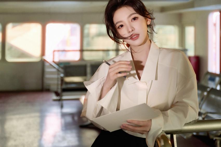 废井冷眼 余秋雨